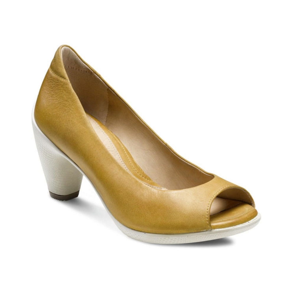 ✴️SALE✴️Preloved ECCO Women's Open-toe sandals in Mustard Yellow Color - 39